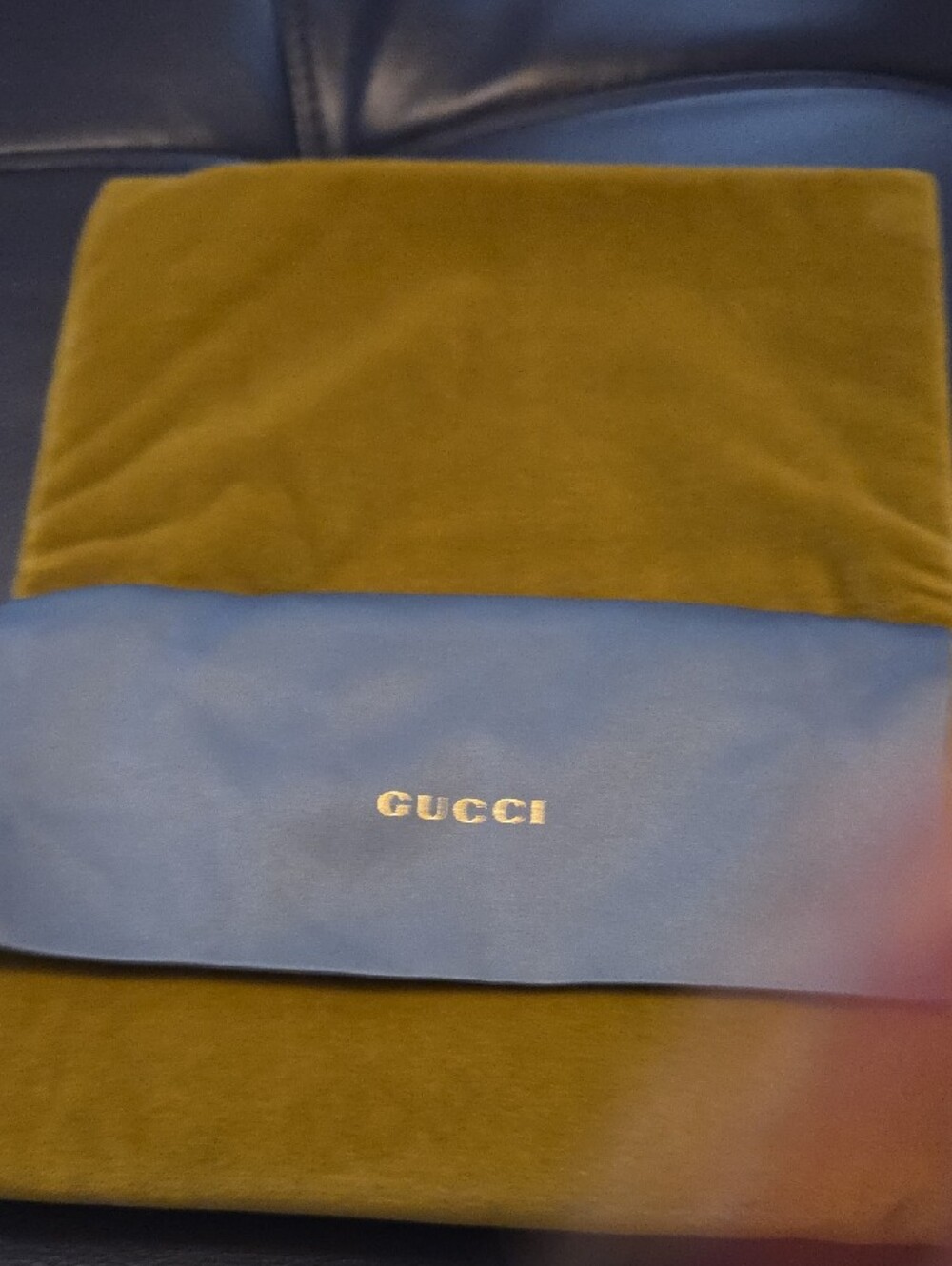 Gucci Black Cat-Eye Sunglasses with Gold Hardware - Picture 6 of 8